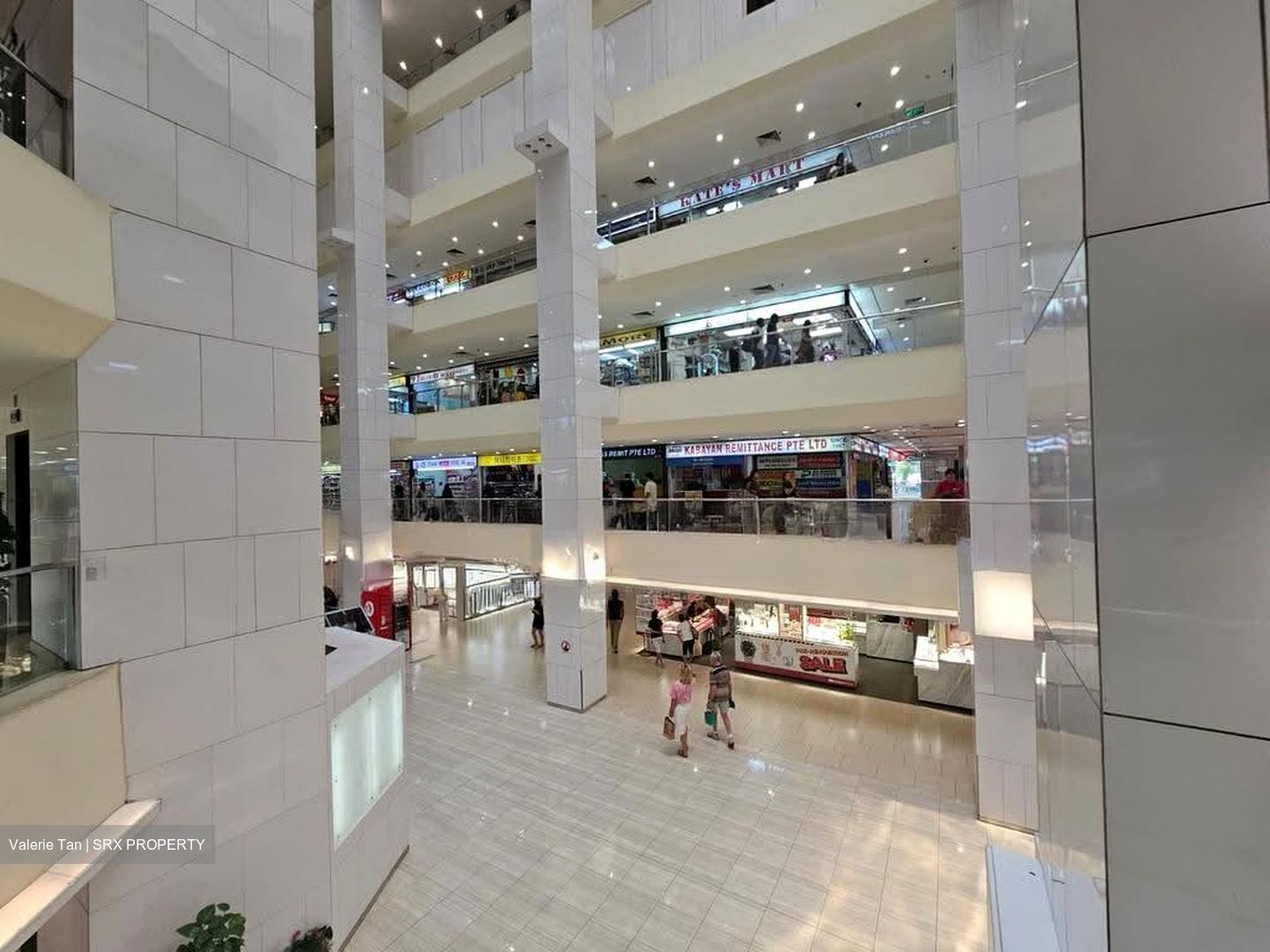 Lucky Plaza (D9), Retail #622078061